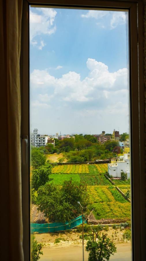 Hotel Veer Palace Near Udaipole 우다이푸르 외부 사진