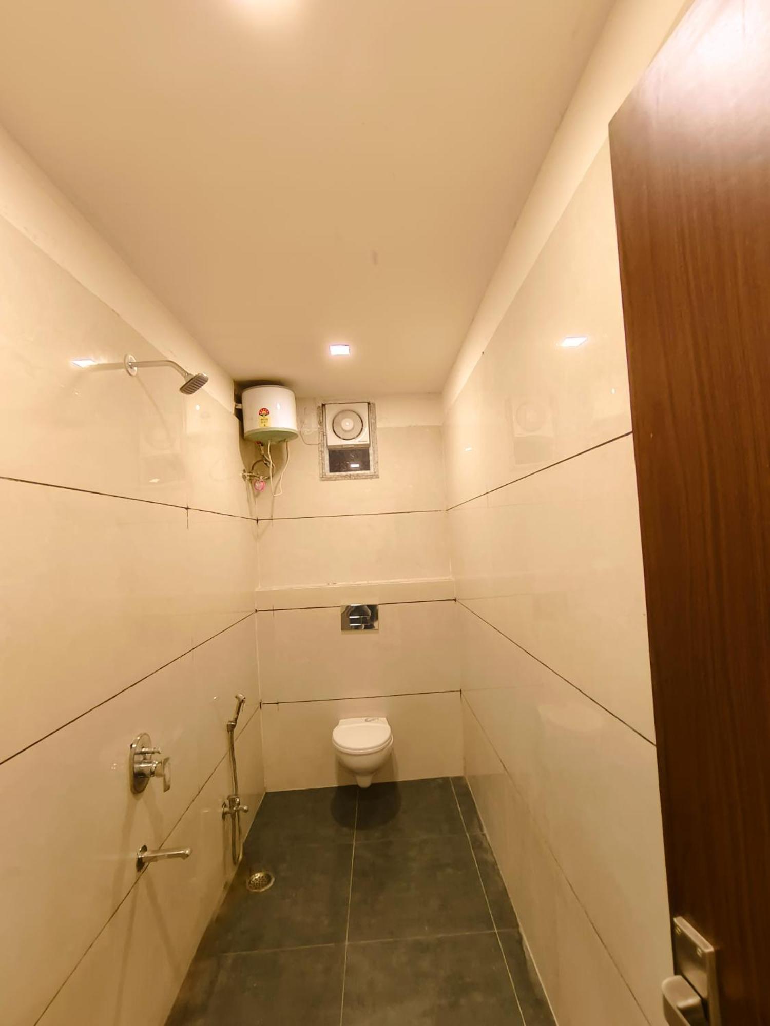 Hotel Veer Palace Near Udaipole 우다이푸르 외부 사진