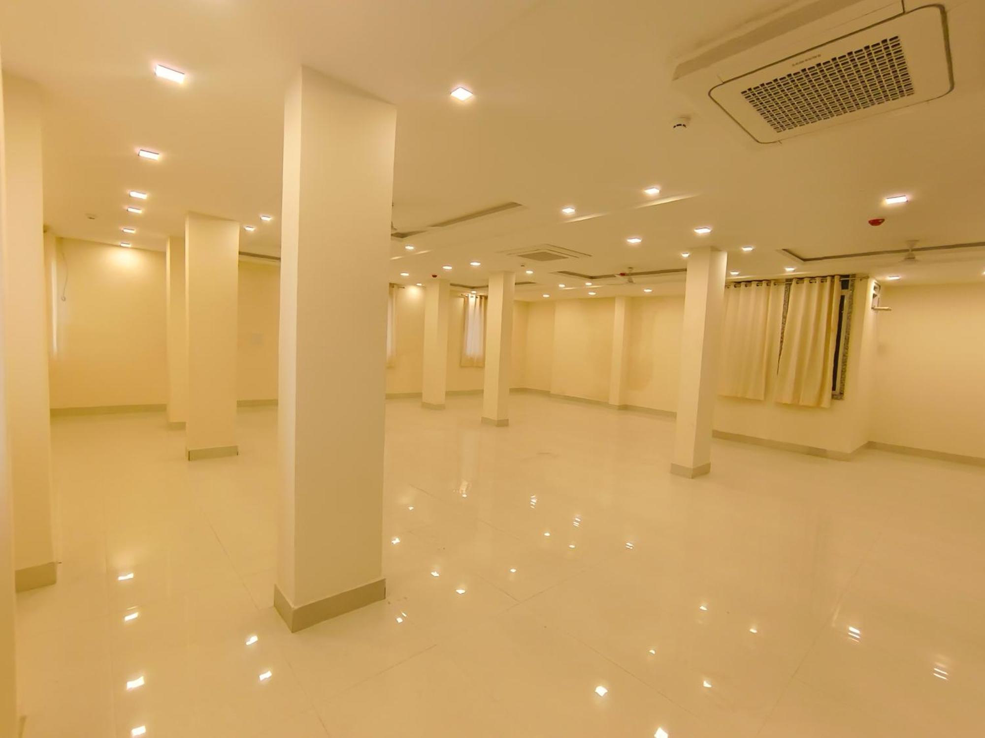 Hotel Veer Palace Near Udaipole 우다이푸르 외부 사진